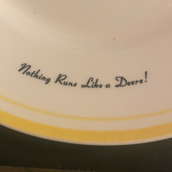 3 John Deere vintage porcelain plates - Picture 2 of 5